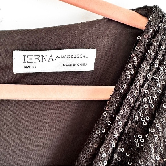 Ieena for Mac Duggal Black Long Sleeve Deep Surplice V-Neck Sequin Gown 6 - Picture 12 of 13